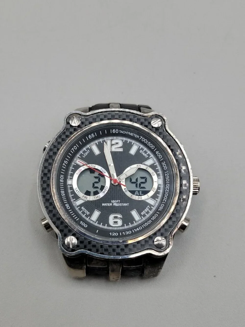 Tachymeter Water Resistant Mens Quartz Watch MDC74565W 47mm Needs A Band